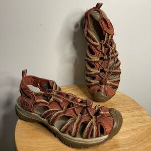 KEEN Whisper Closed Toe Redwood Rose Sports Sandals Women’s 8.5